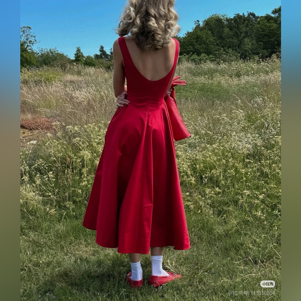 Helsa Stretch Cotton Sateen Midi Dress in Red - Picture 3 of 5